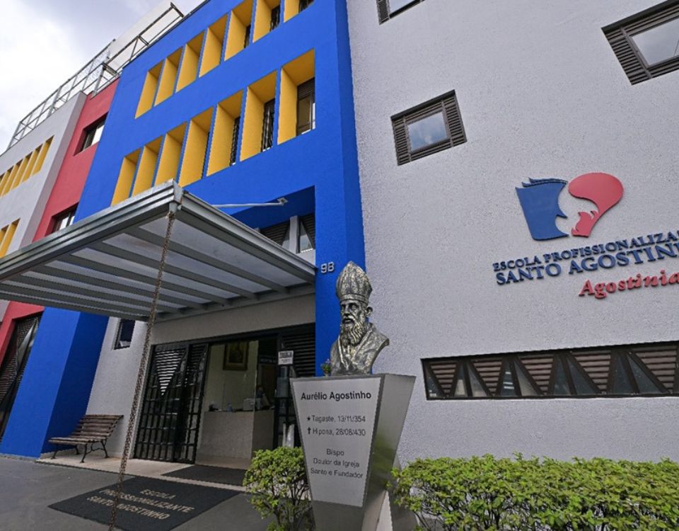Escola Profissionalizante do Barreiro abre inscrições para 160 bolsas 100% gratuitas em cursos técnicos e profissionalizantes