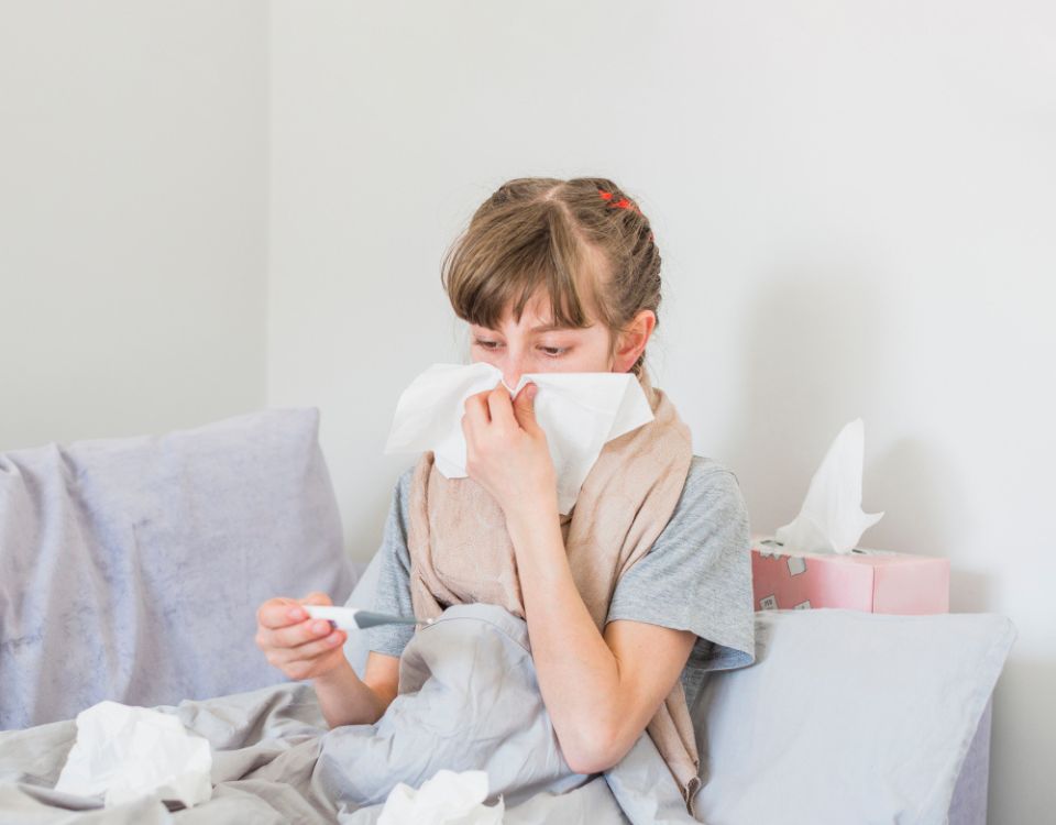 Ignorar medidas preventivas pode gerar aumento de doenças respiratórias, alerta infectologista