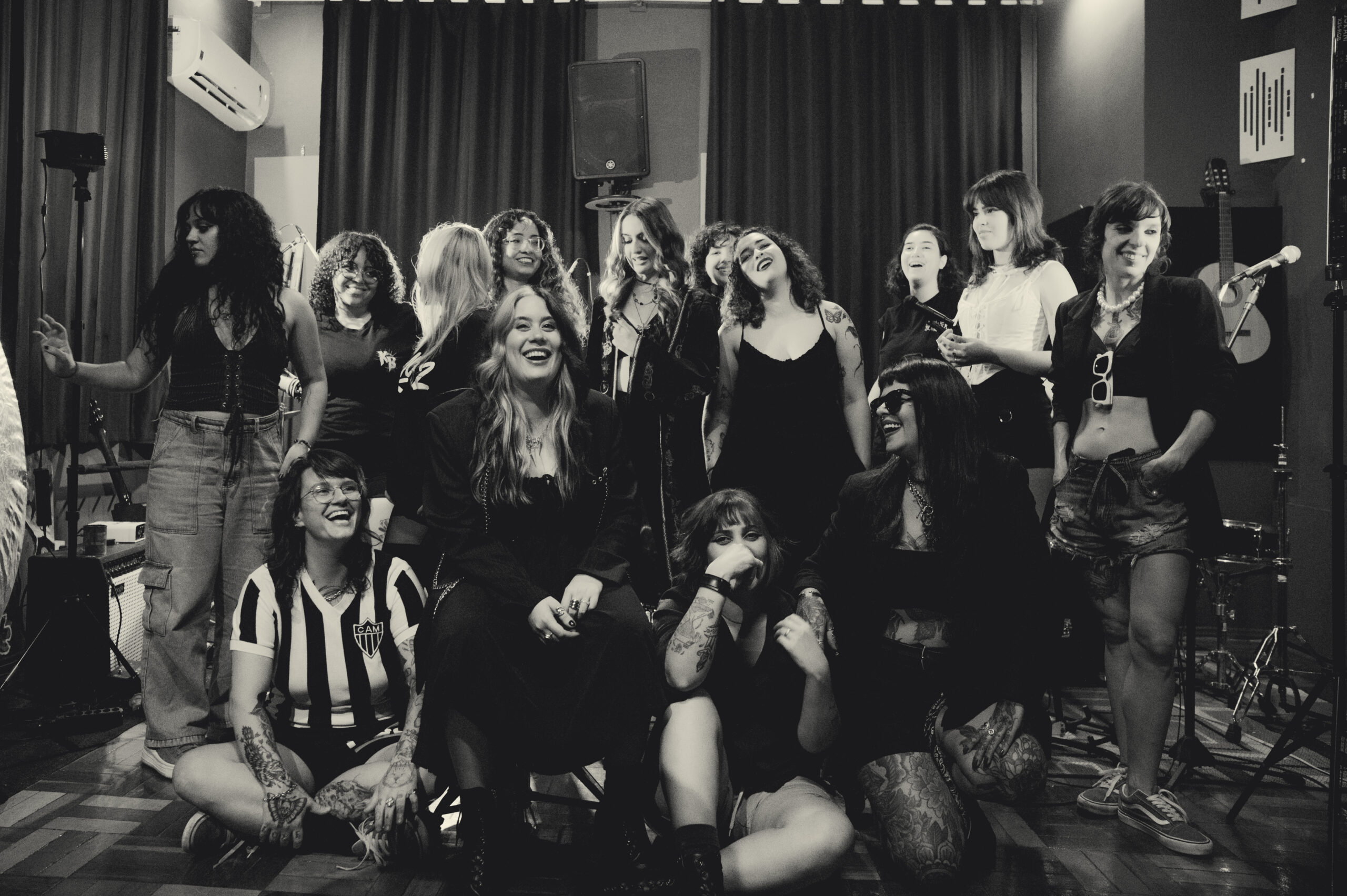 Estreia documentário que conta histórias dos bastidores de mulheres no rock de Belo Horizonte