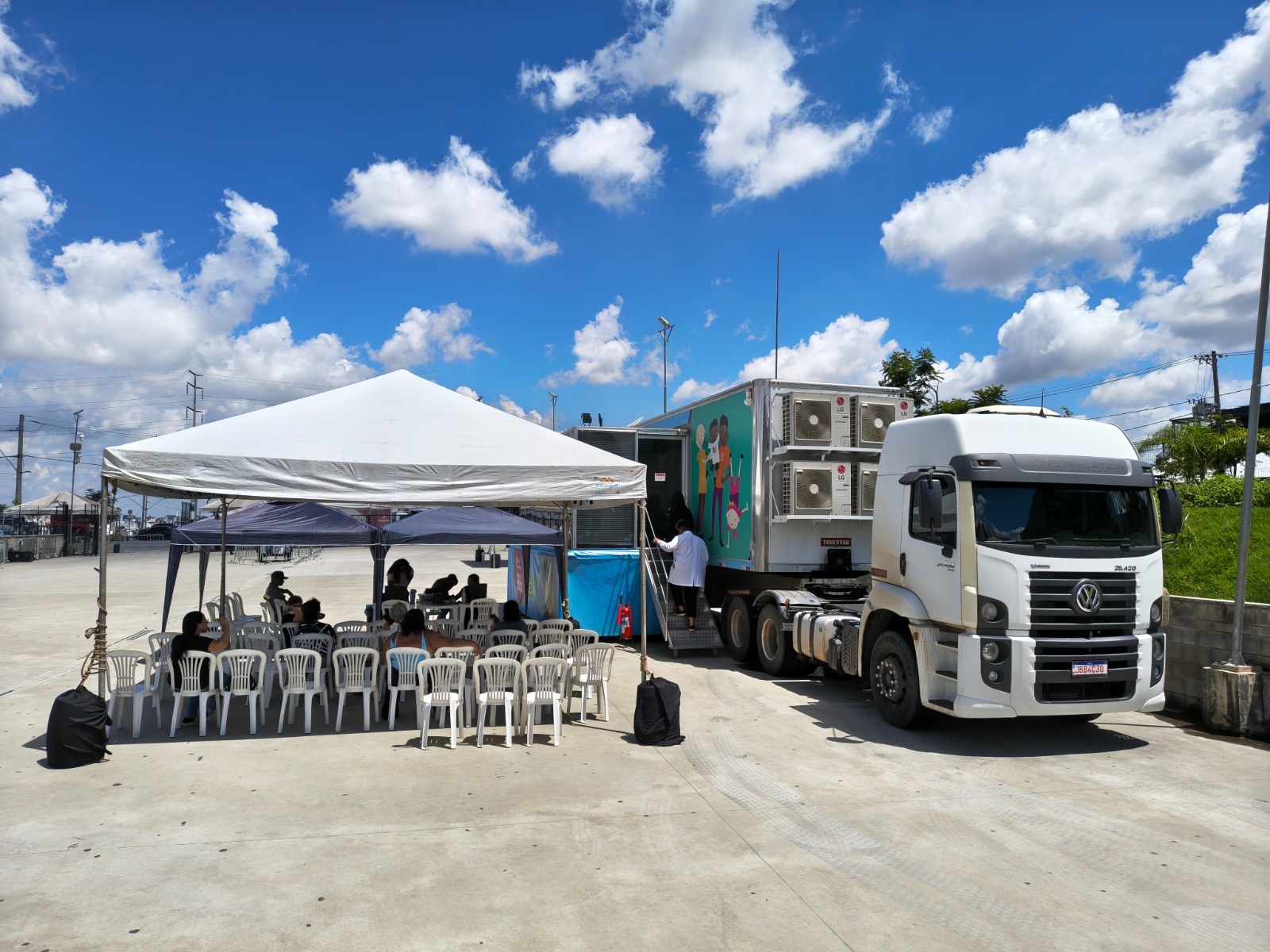 Carreta Santa Casa BH completa 2 anos de cuidado itinerante e celebra nova fase