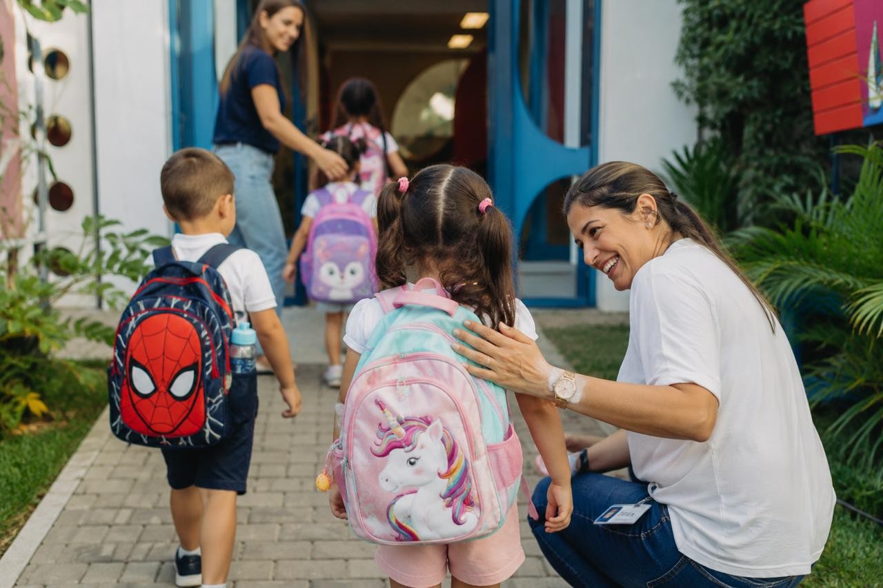 Volta às aulas pede readequação gradual da rotina dos filhos após recesso de julho