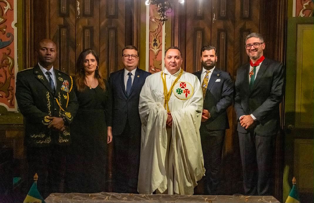 Diplomacia, história e reconhecimento institucional marcam solenidade na Casa dos Sete Erros, em Petrópolis